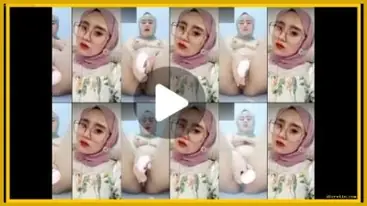 Cewek Jilbab Hijab Cantik Omek Mastrubasi Pake Dildo Gede