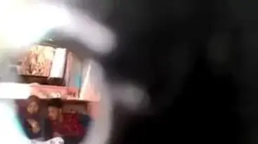 Kemesraan Ukhti Hijab Cantik Di Lesehan Sepi